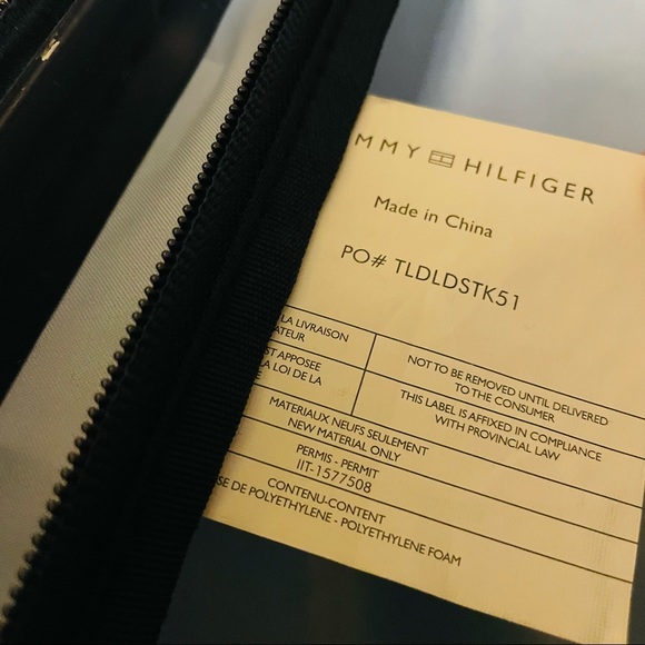 Tommy Hilfiger Lochwood 21" Hardside Carry-On Luggage Suitcase in Navy Blue - Picture 13 of 15